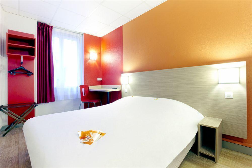 Premiere Classe Paris Ouest - Pont De Suresnes Exterior photo